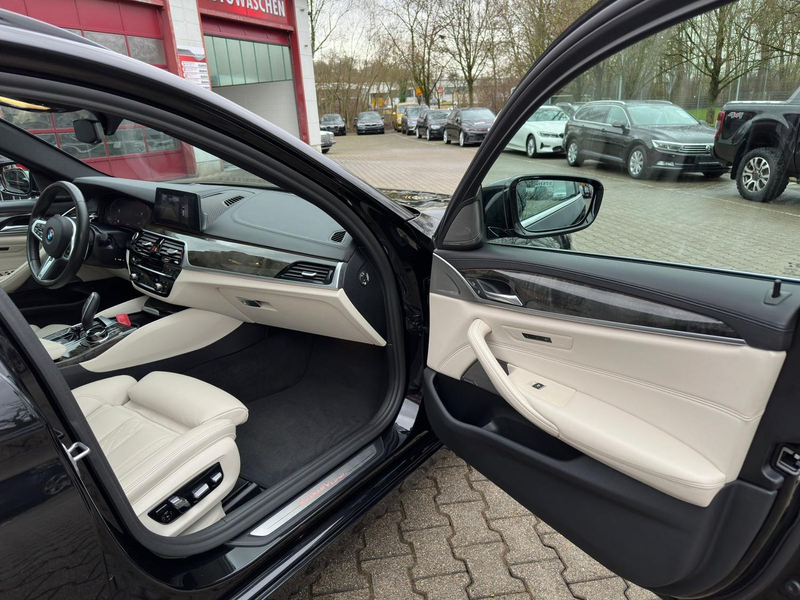 BMW 540 540 d xDrive Luxury Line — photo 9