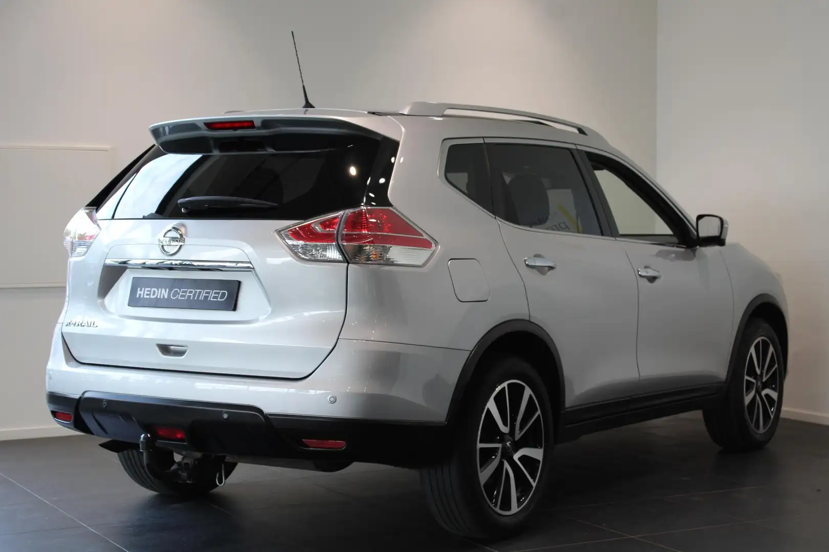 Nissan X-Trail 1.6 DIG-T N-Connecta | Trekhaak | Panoramadak | 36 Grigio - 2