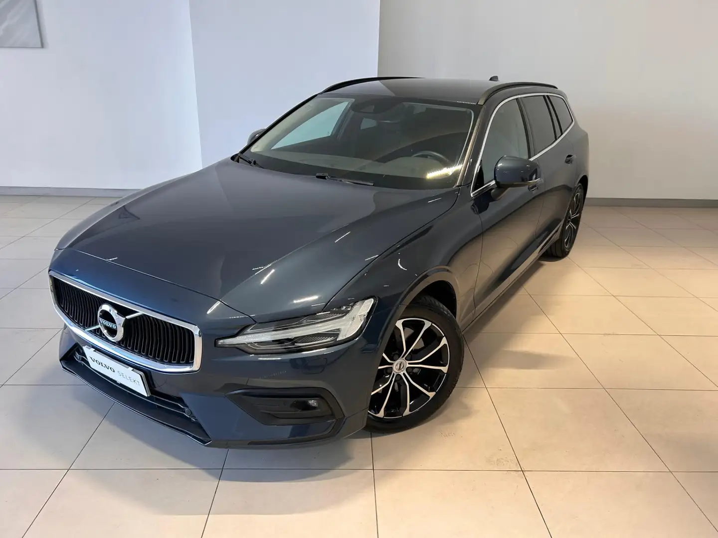 Volvo V60 B4 (d) MOMENTUM BUSINESS PRO CAMBIO AUT. *IVA ESPO Blu/Azzurro - 1