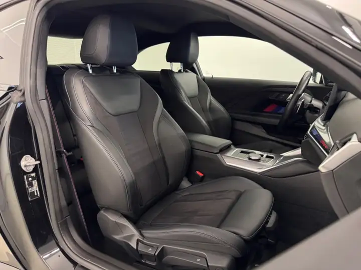 BMW Serie 2 2024, foto 24