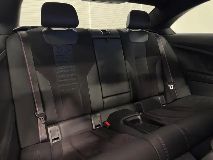 BMW Serie 2 2024, foto 25