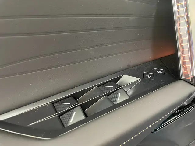 DS Automobiles N°8 N°8 AWD Long Range 350PS Etoile Ansicht 26