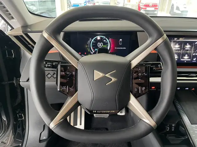 DS Automobiles N°8 N°8 AWD Long Range 350PS Etoile Ansicht 13