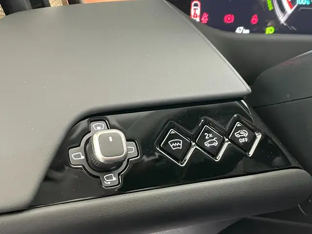 DS Automobiles N°8 N°8 AWD Long Range 350PS Etoile Ansicht 25