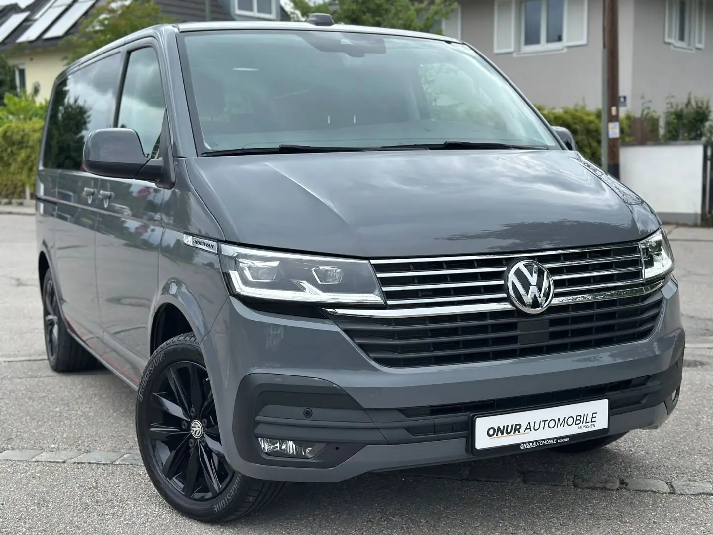 Volkswagen T6 Multivan T6.1 Multivan Edition 2.0 TDI DSG Navi ACC AHK Gris - 1