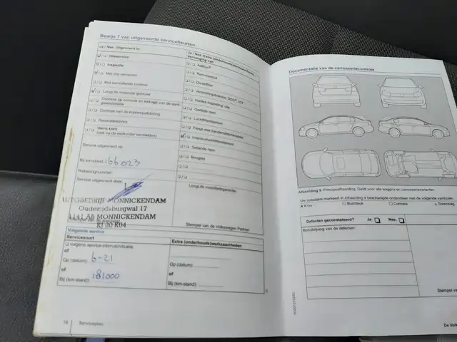 Volkswagen Golf Sportsvan view 24