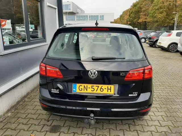 Volkswagen Golf Sportsvan view 6