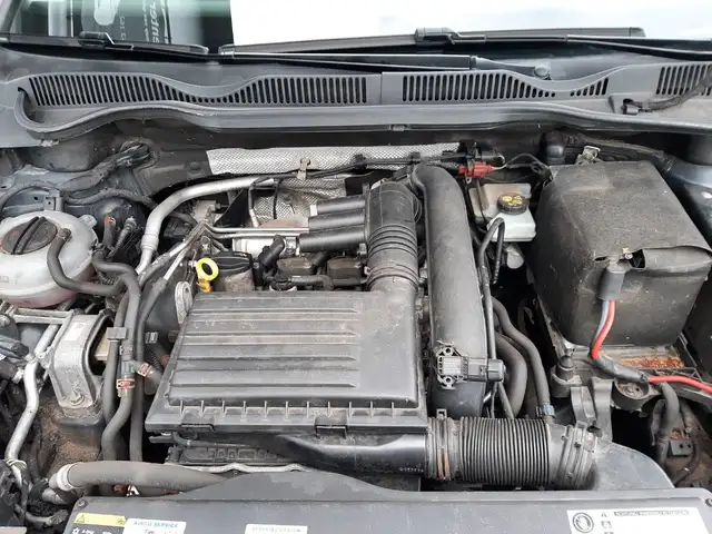 Volkswagen Golf Sportsvan view 30