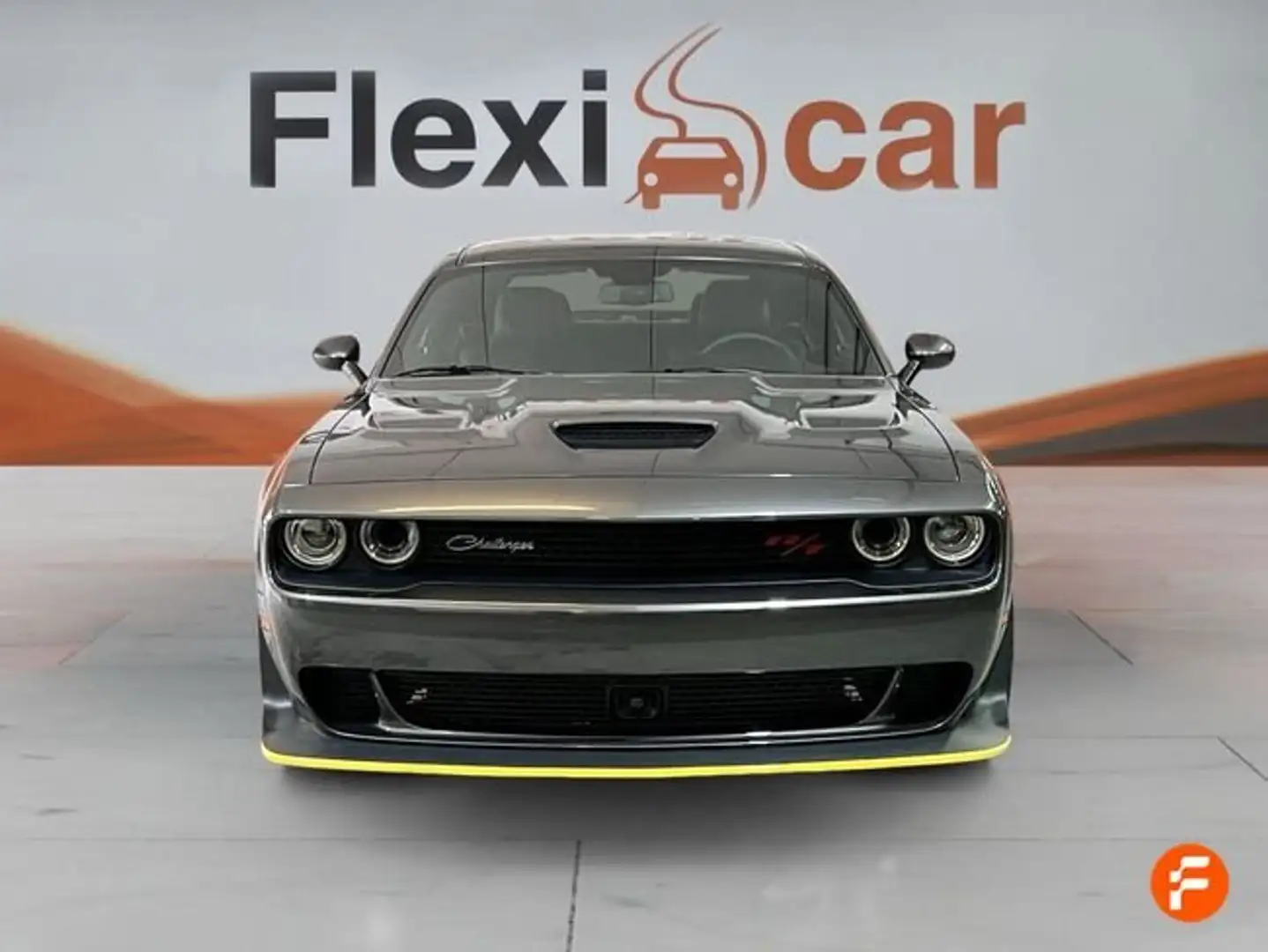 Dodge Challenger R/T Scat Pack Widebody Gris - 2
