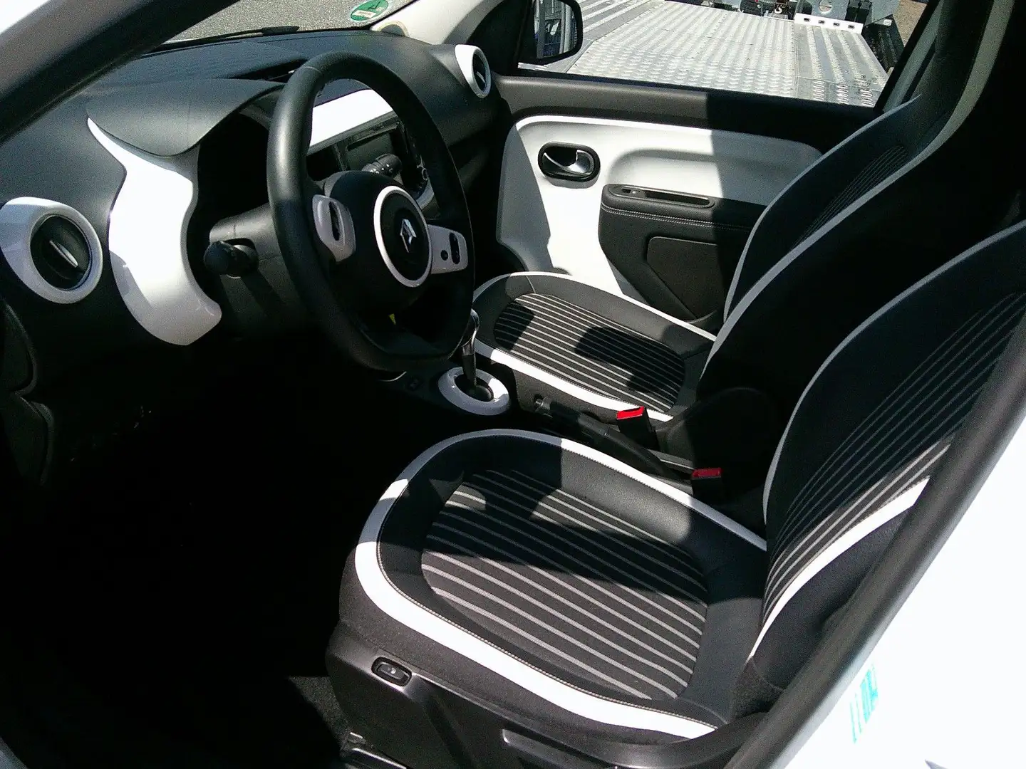 Renault Twingo Techno Electric Weiß - 2