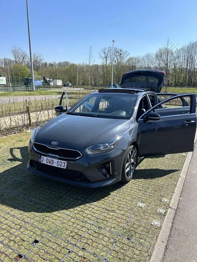 Kia Ceed SW / cee'd SW 1.4 T-GDI DCT OPF GT Line Gris - 1