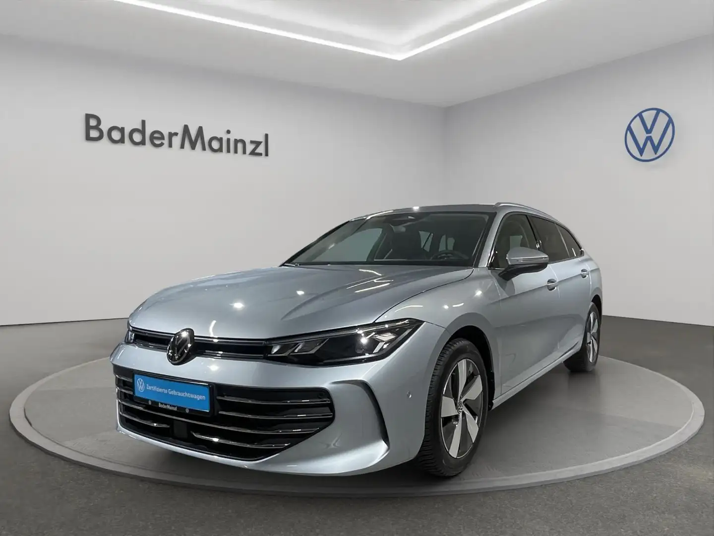 Volkswagen Passat Variant Passat Business 1,5 l eTSI OPF 110 kW (1 50 PS) Silber - 1