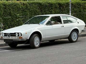 GTV 2000 Lusso Coupé 1. Serie Chrommodell