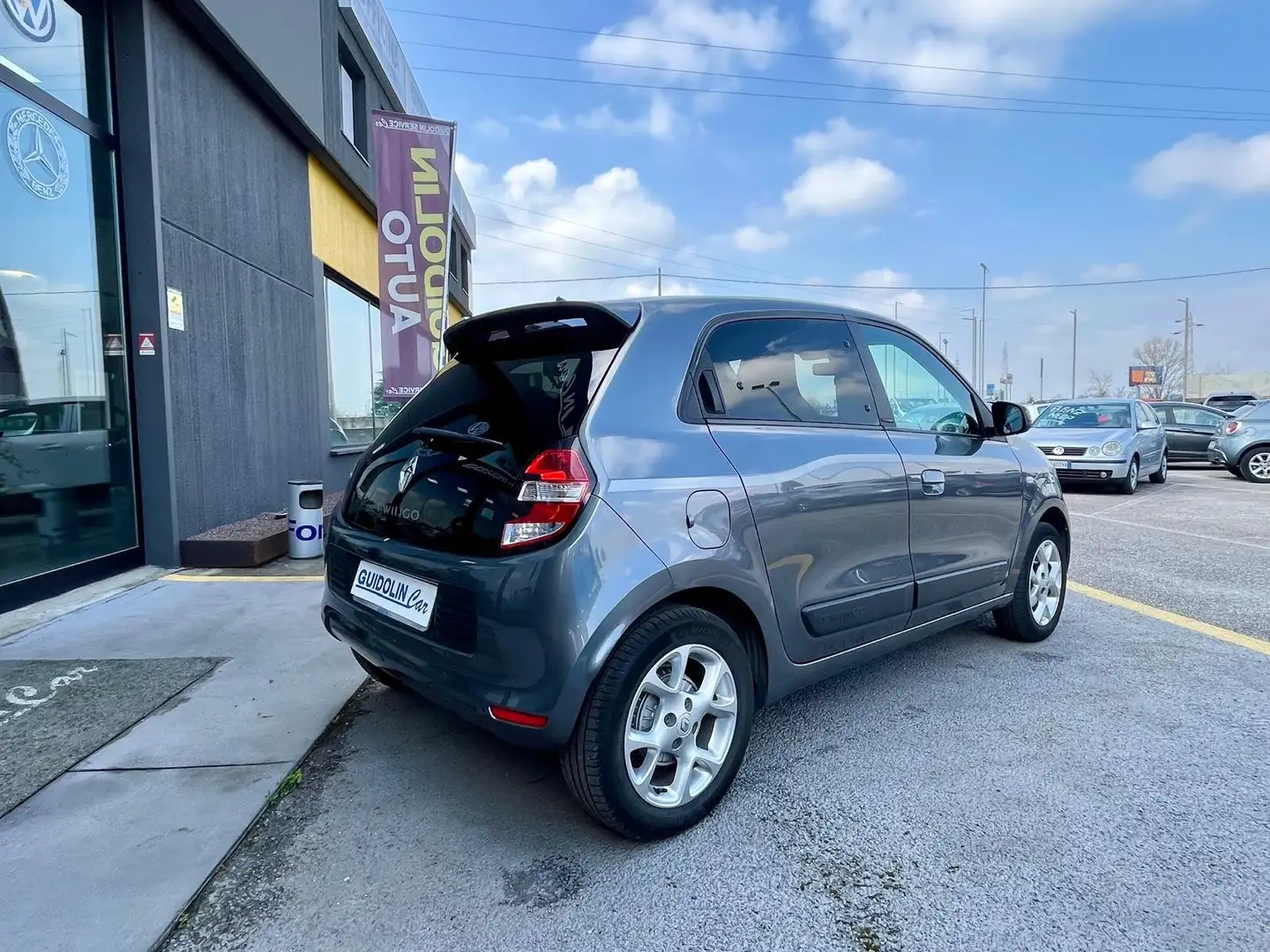 Renault Twingo 1.0 70CV SCe Limited FULL OPTIONAL (NEOPATENTATI) Silber - 2