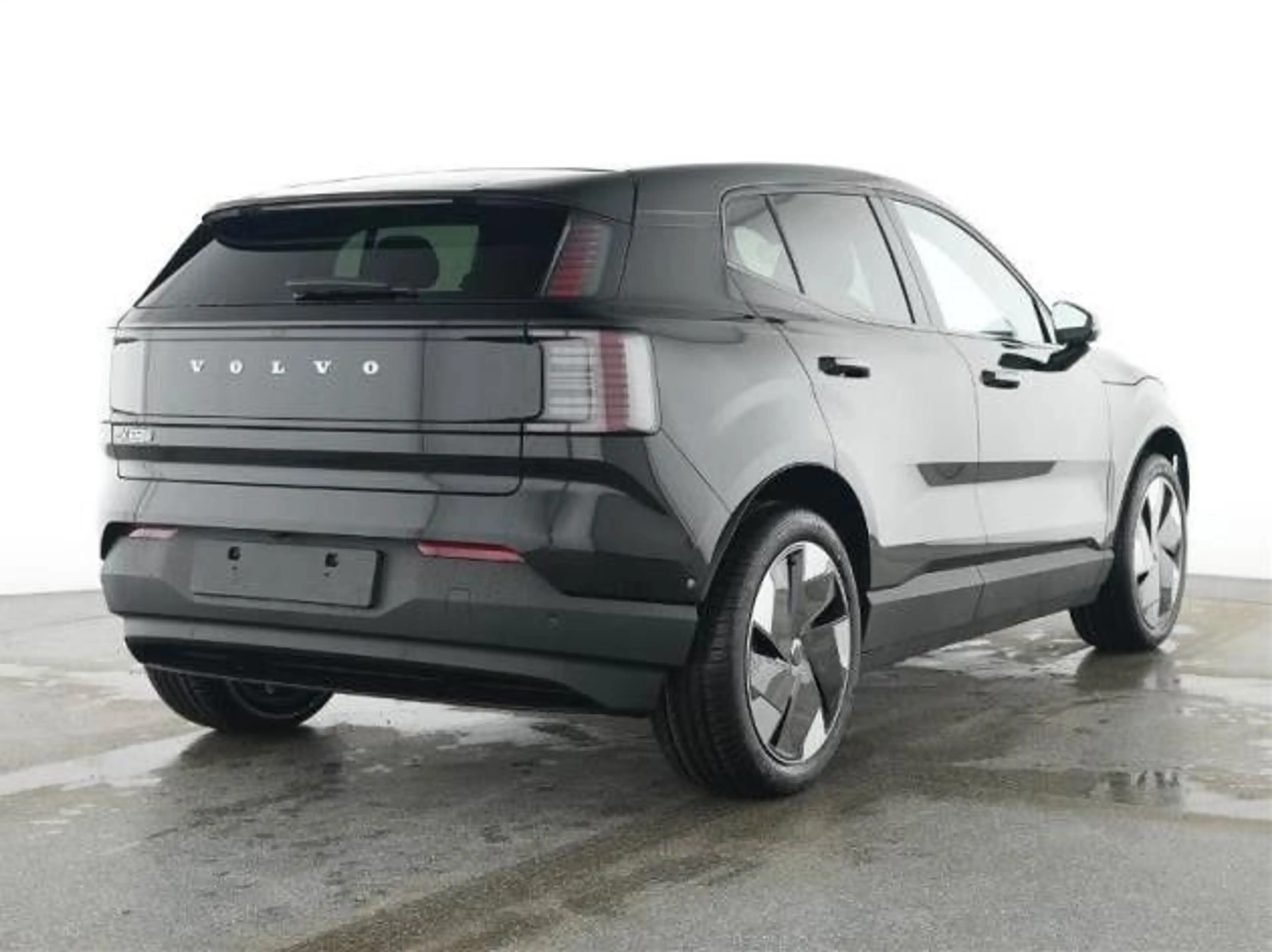 Volvo EX30 Ultra Pure Electric — photo 2