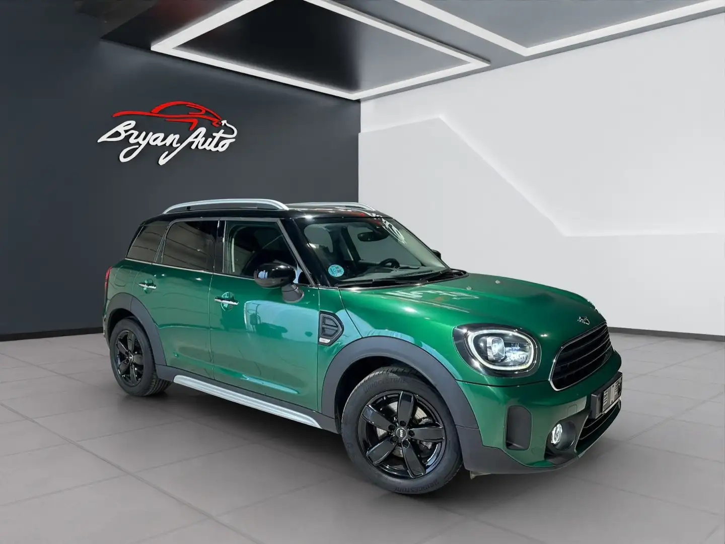 MINI Cooper Countryman 1.5 Essential auto IVA ESPOSTA - 2