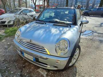 Mini Cabrio 1.6 Cooper