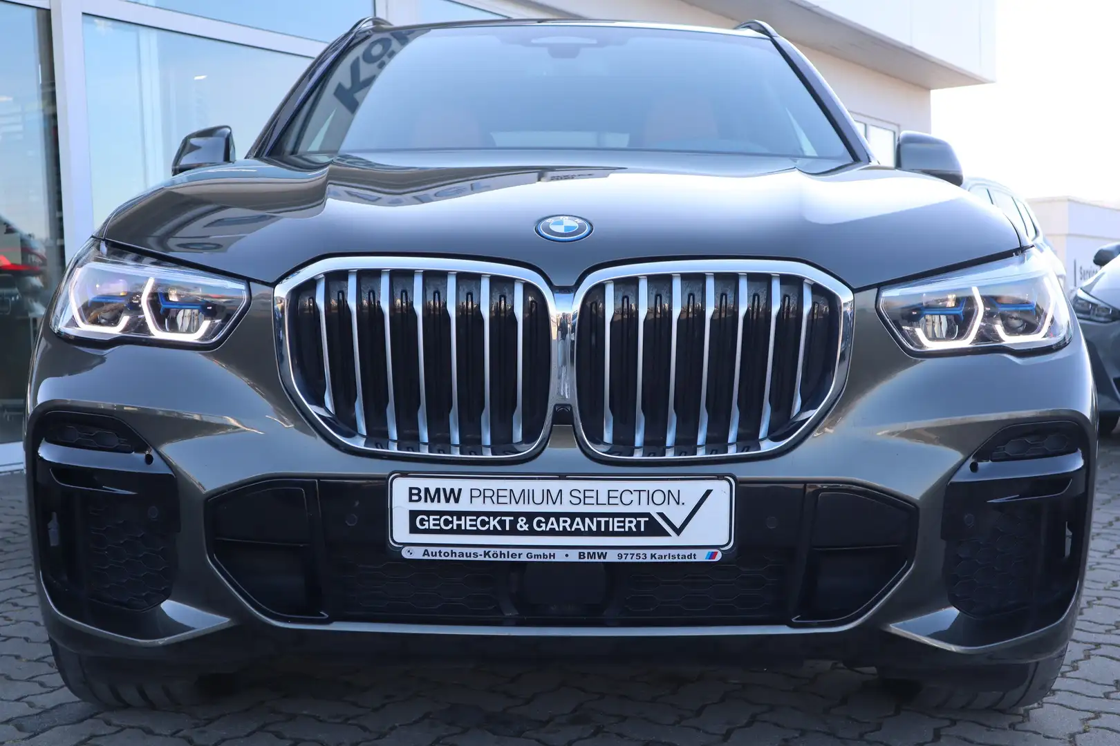 BMW X5 xDrive45e M Sport/Head-Up/HK/AHK/Luft/Laser Grün - 2