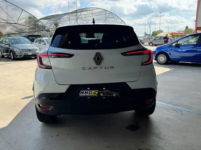 Renault Captur view 5
