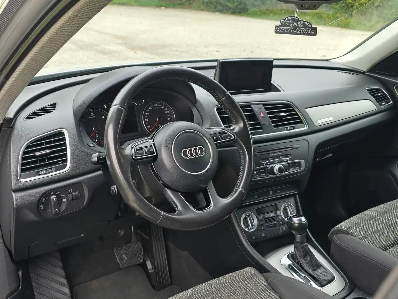 Audi Q3 2.0 TDI Quattro – Bild 11