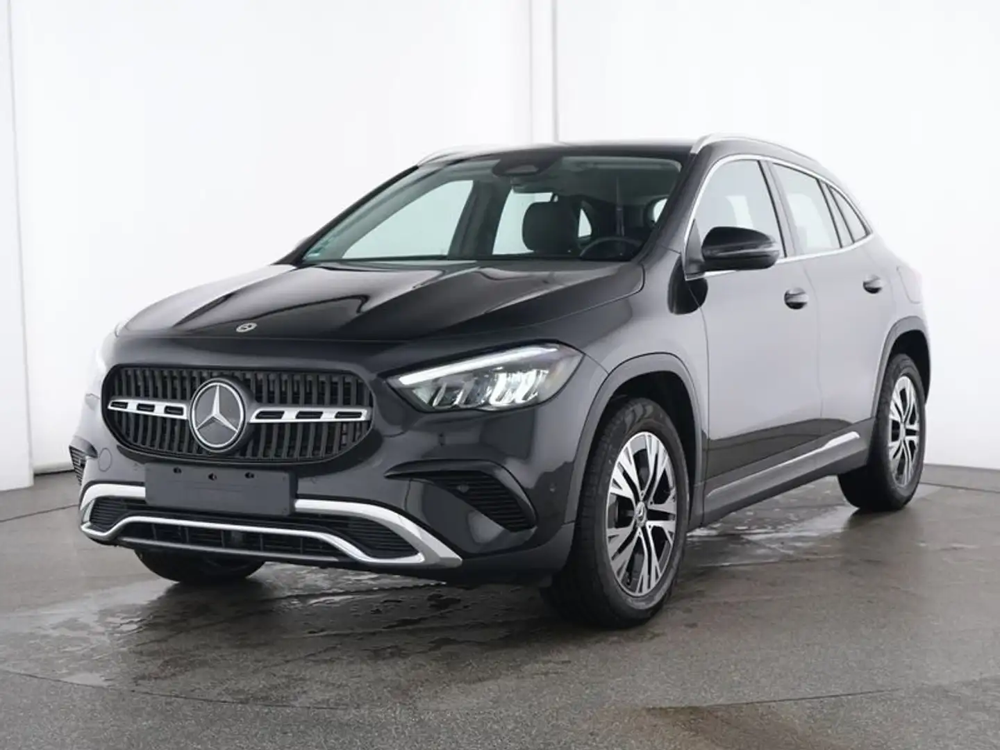 Mercedes-Benz GLA 180 Progressive Advanced Mild-Hybrid Noir - 2