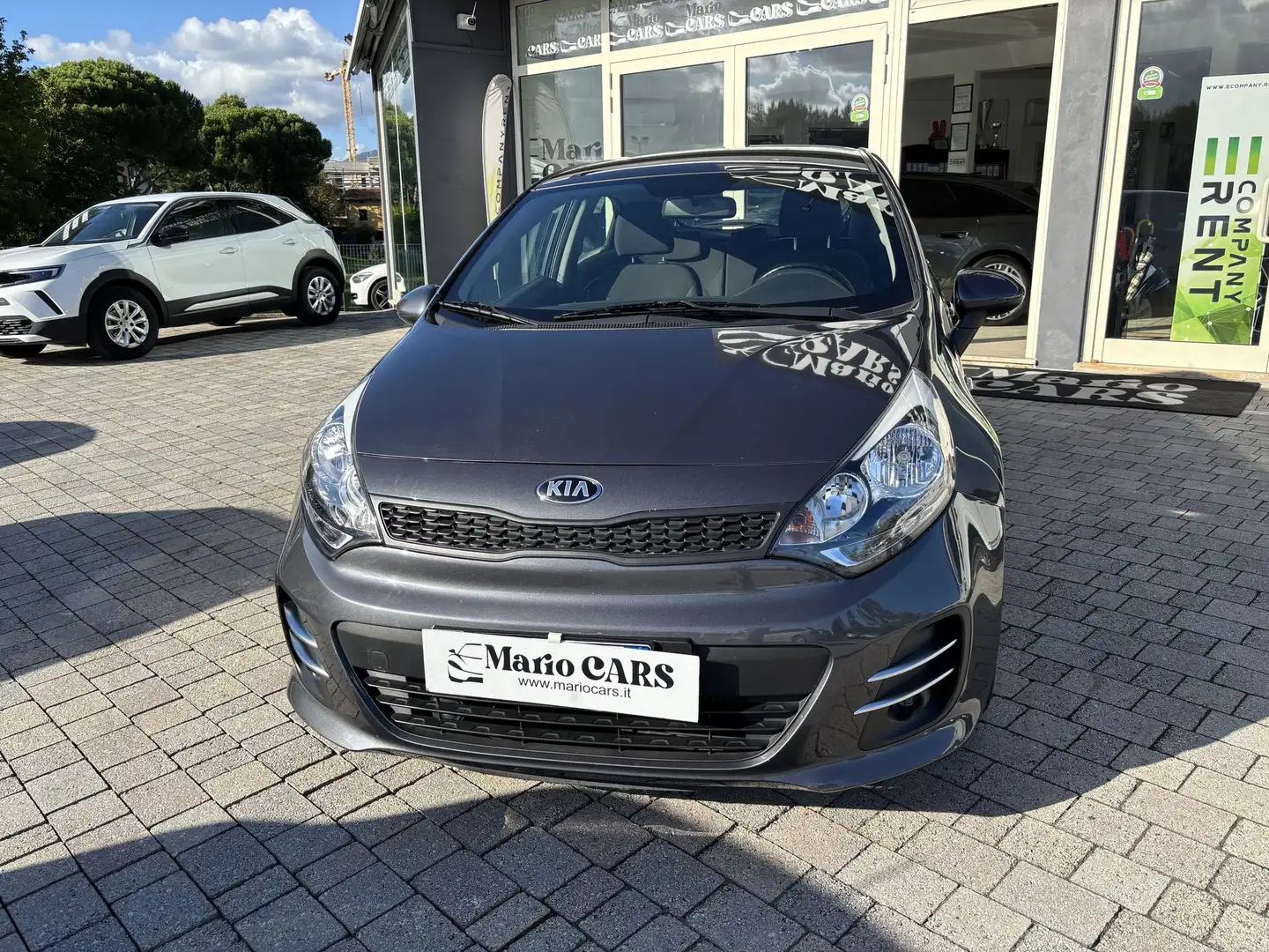 Kia Rio Rio 1.1 CRDi 5p. Active Grau - 1