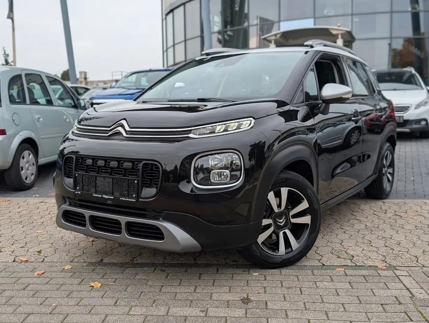 Citroen C3 Aircross Shine*AUTOMATIK*NAVI*KEYLESS*PDC+RFK Siyah - 2