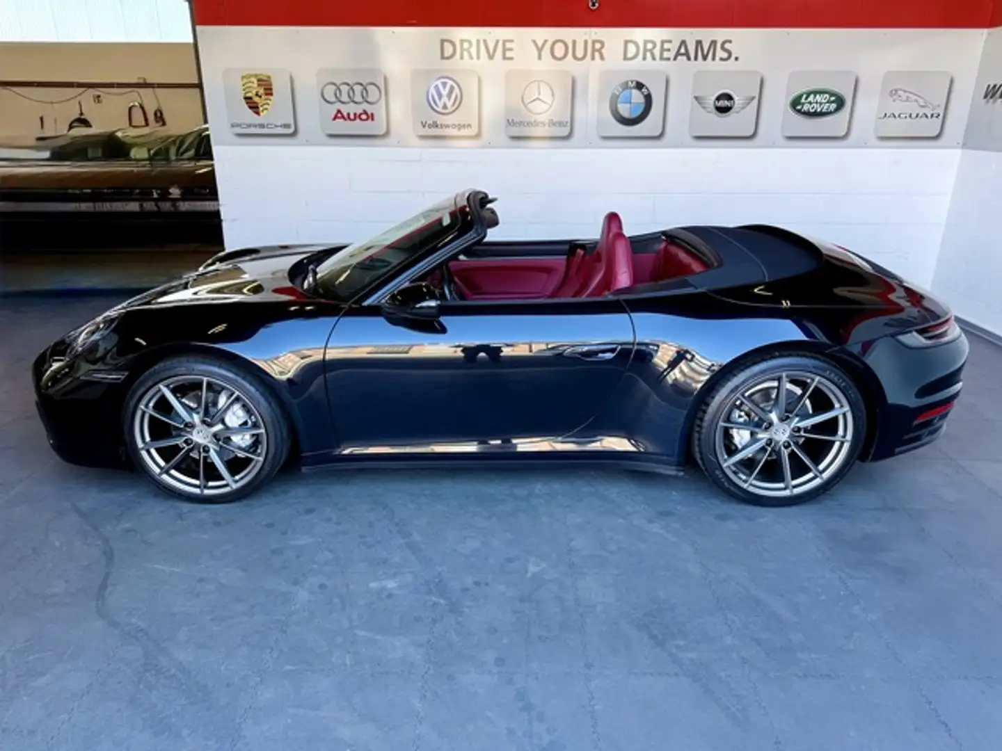 Porsche 911 992 Carrera 4 *Sport Chrono +*Sport Abgas*** Schwarz - 2