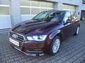 Audi A3 ambiente Alufelgen Sitzheizung Berganfahr S-Tronic Червоний - thumbnail 3