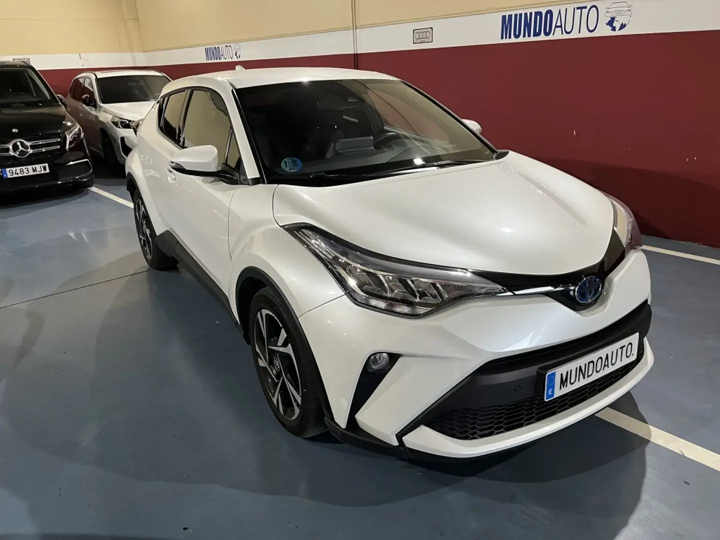 Toyota C-HR 125H Advance Weiß - 2