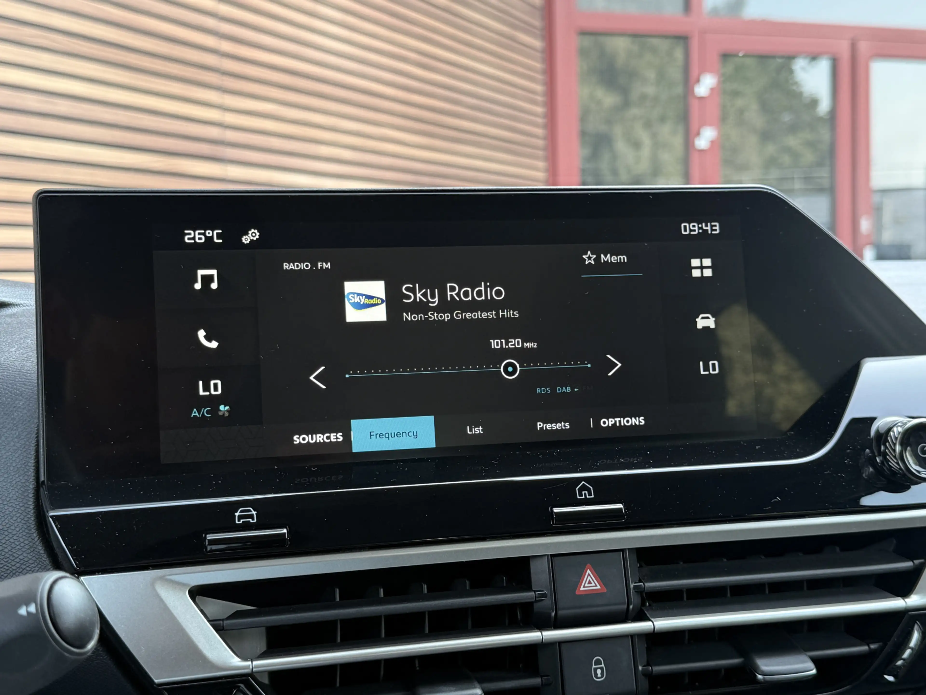 Citroen E-C4 Electric You 50 kWh Camera / Cruise / Carplay / Lm Velgen — photo 29