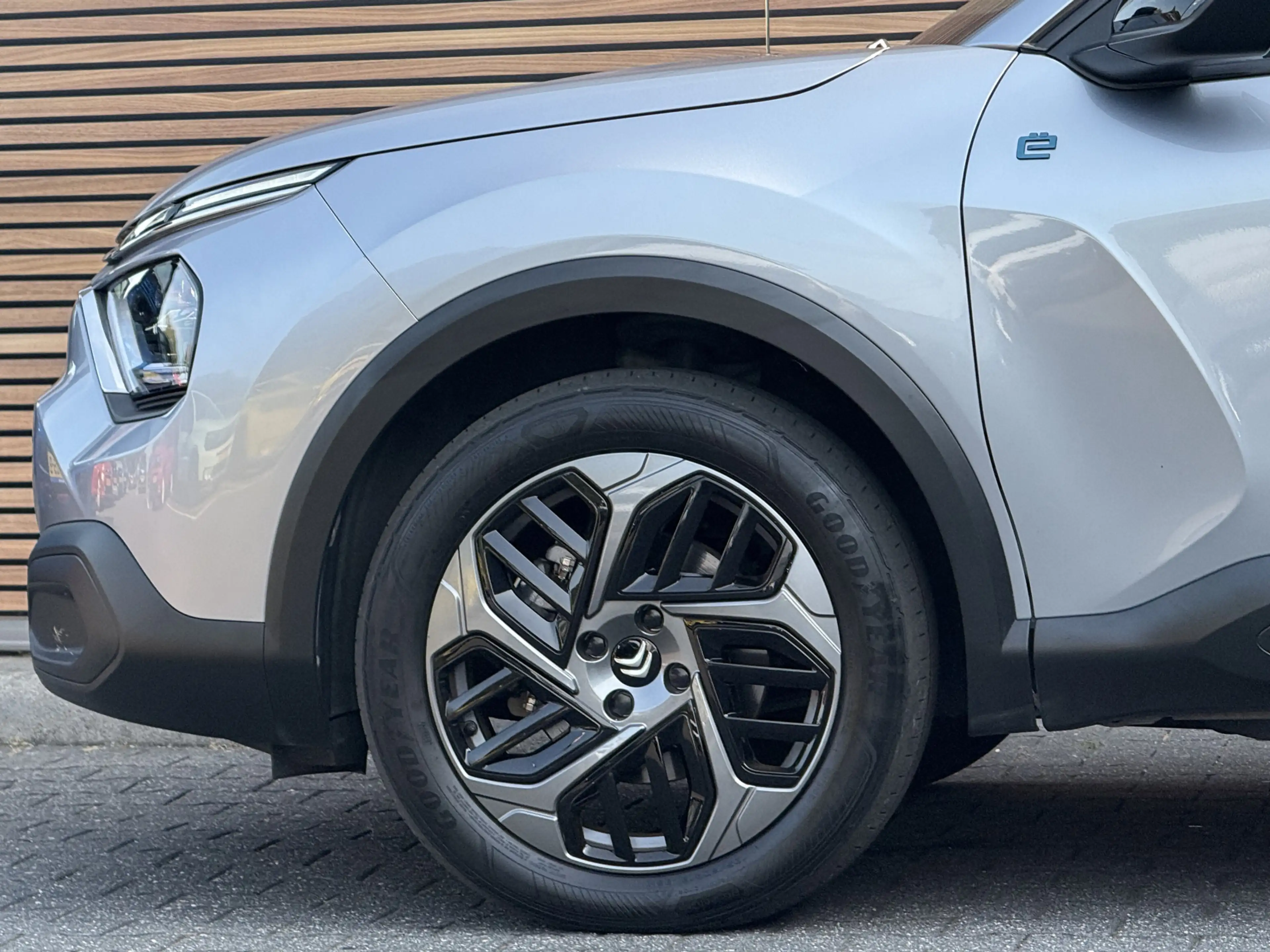 Citroen E-C4 Electric You 50 kWh Camera / Cruise / Carplay / Lm Velgen — photo 12