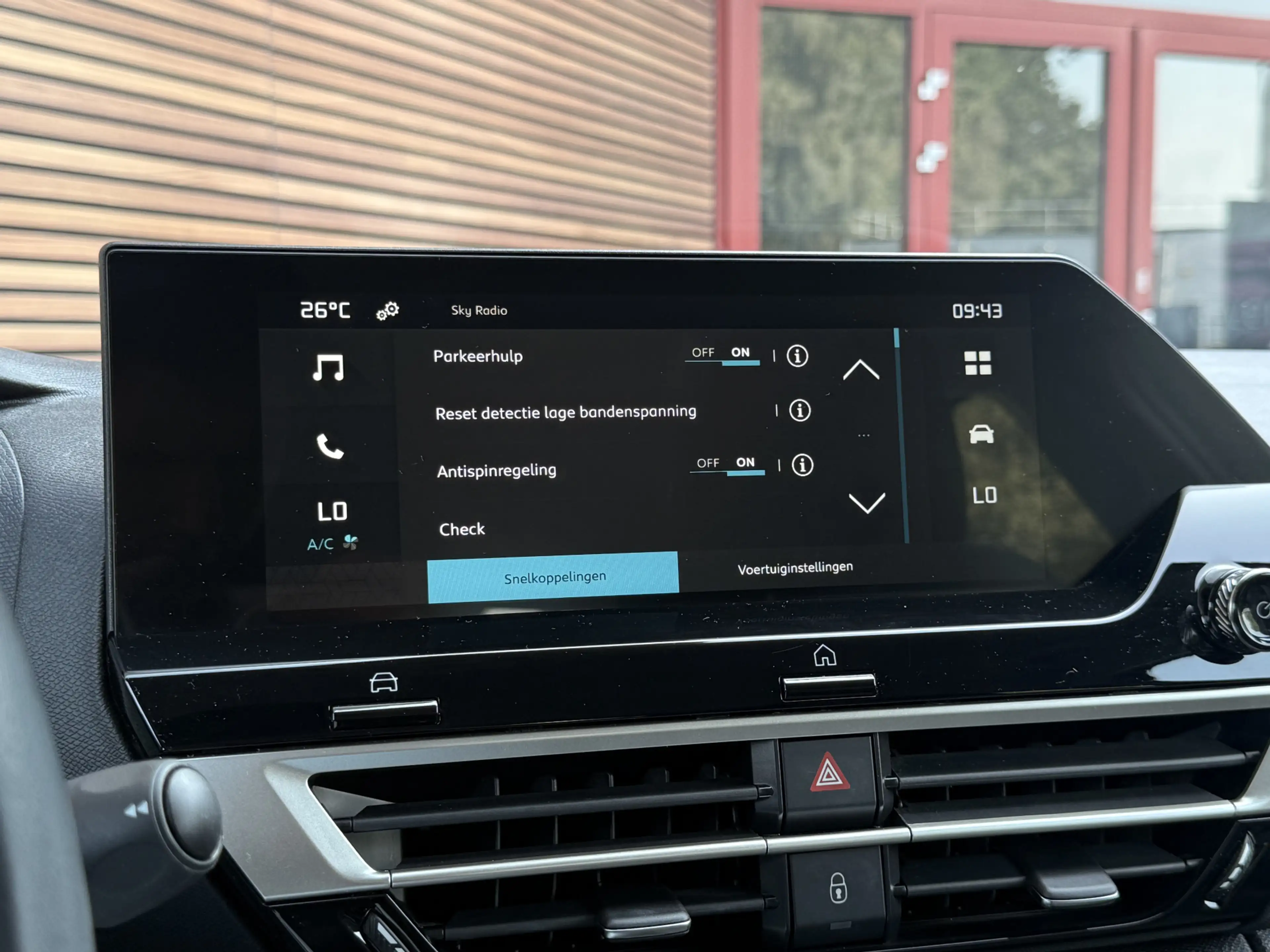 Citroen E-C4 Electric You 50 kWh Camera / Cruise / Carplay / Lm Velgen — photo 31