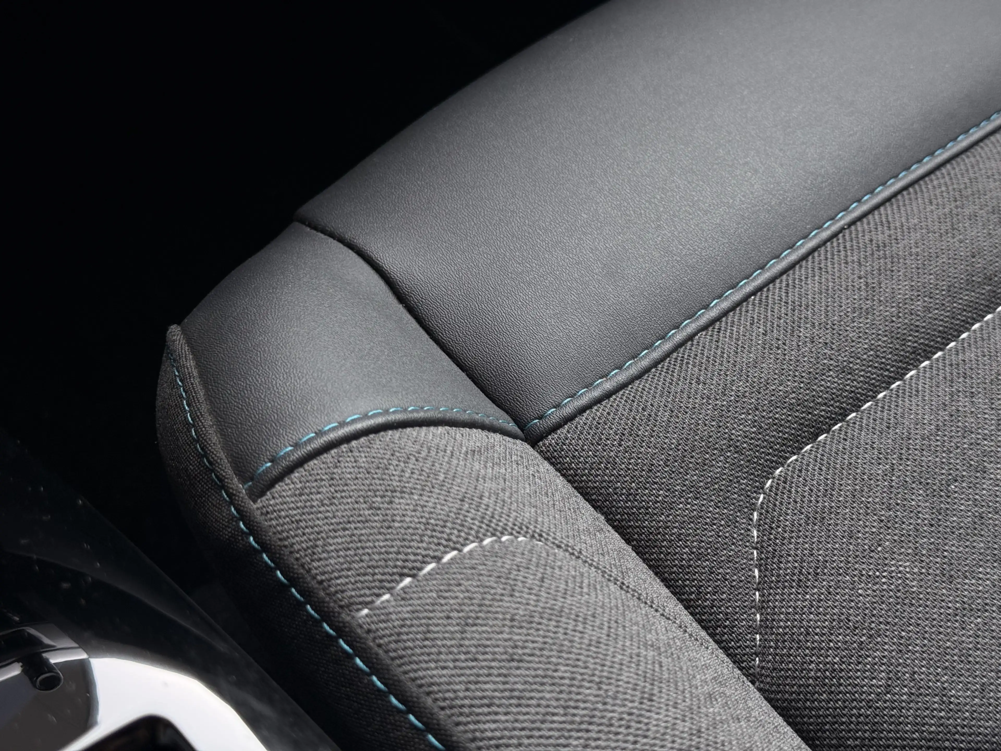 Citroen E-C4 Electric You 50 kWh Camera / Cruise / Carplay / Lm Velgen — photo 44