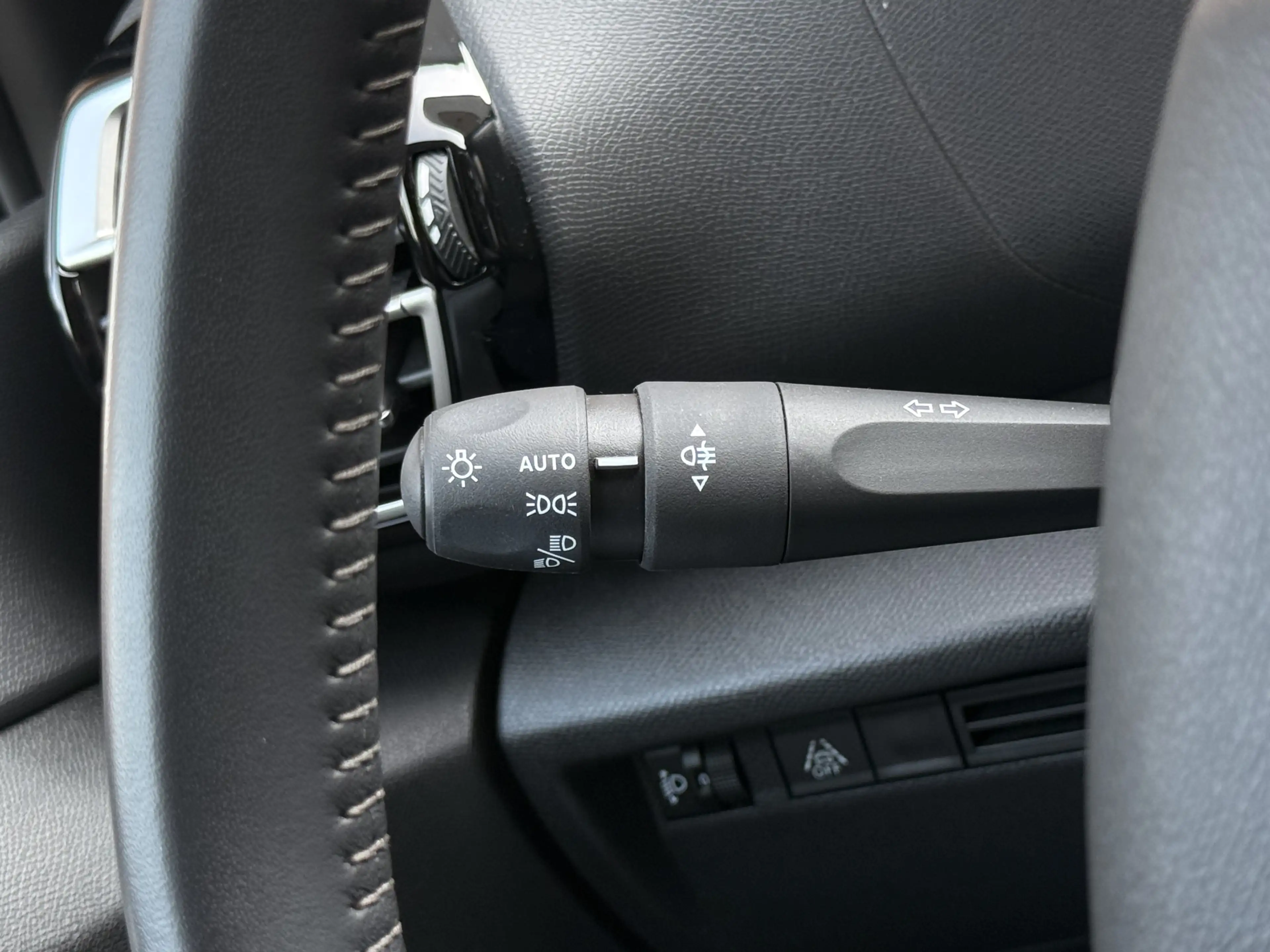 Citroen E-C4 Electric You 50 kWh Camera / Cruise / Carplay / Lm Velgen — photo 22