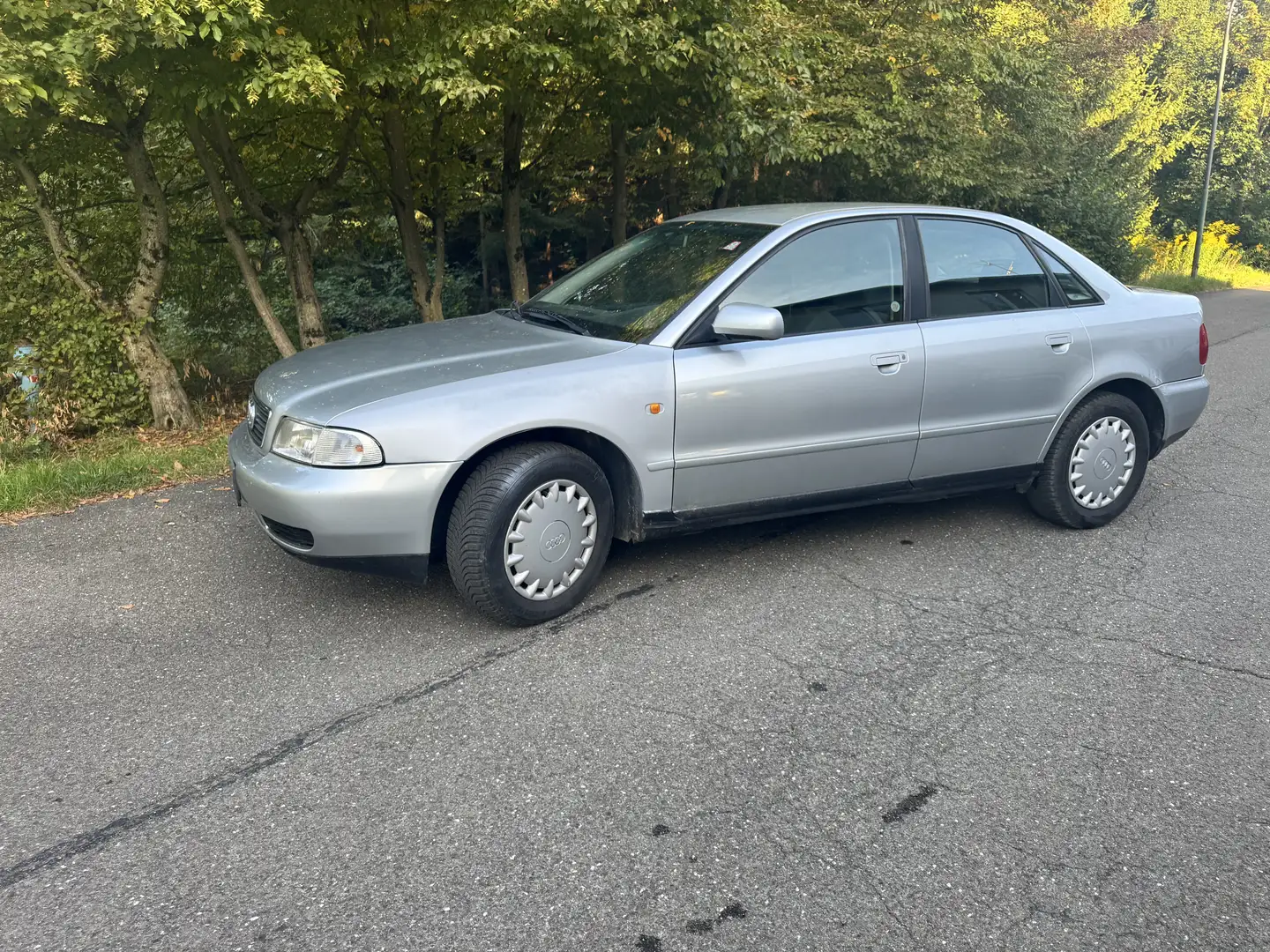 Audi A4 1,6 Business - 2