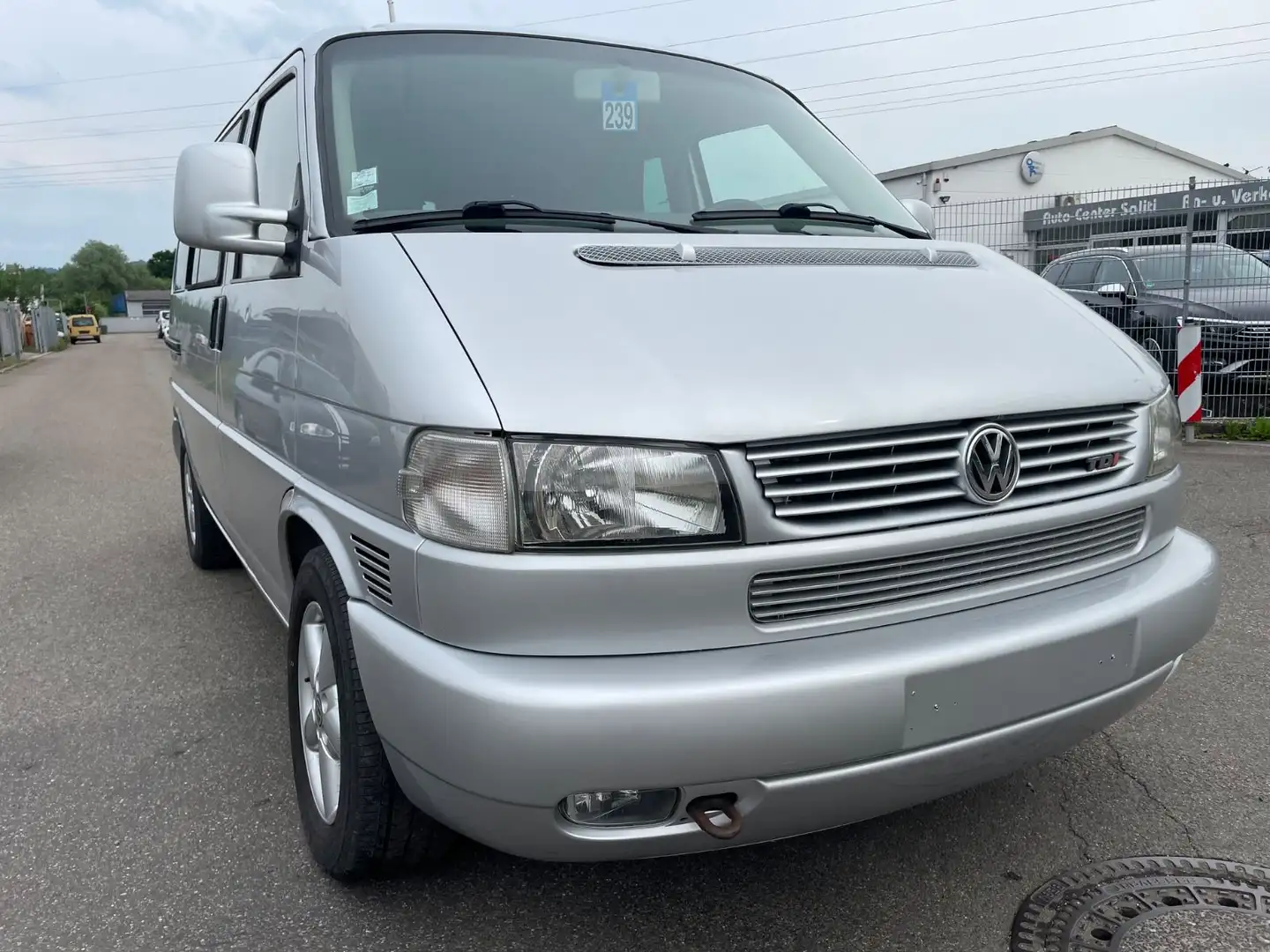 Volkswagen T4 Multivan Generation / 1.Hand / Argent - 2