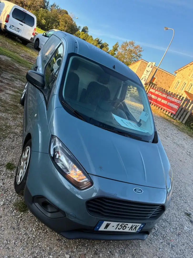 Ford Transit Courier - 2