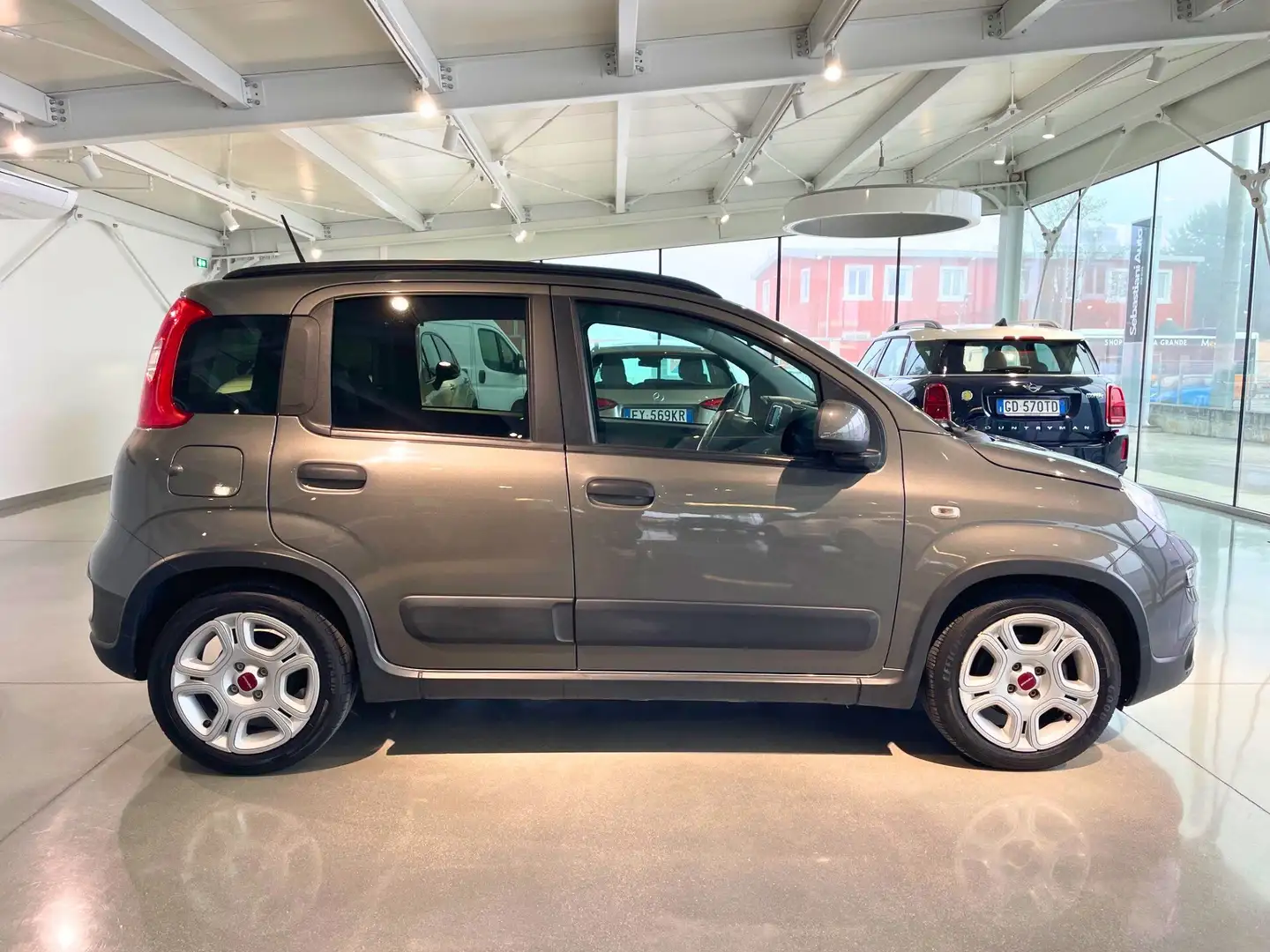 Fiat Panda 1.0 firefly hybrid City Life *PREZZO REALE* Grijs - 2