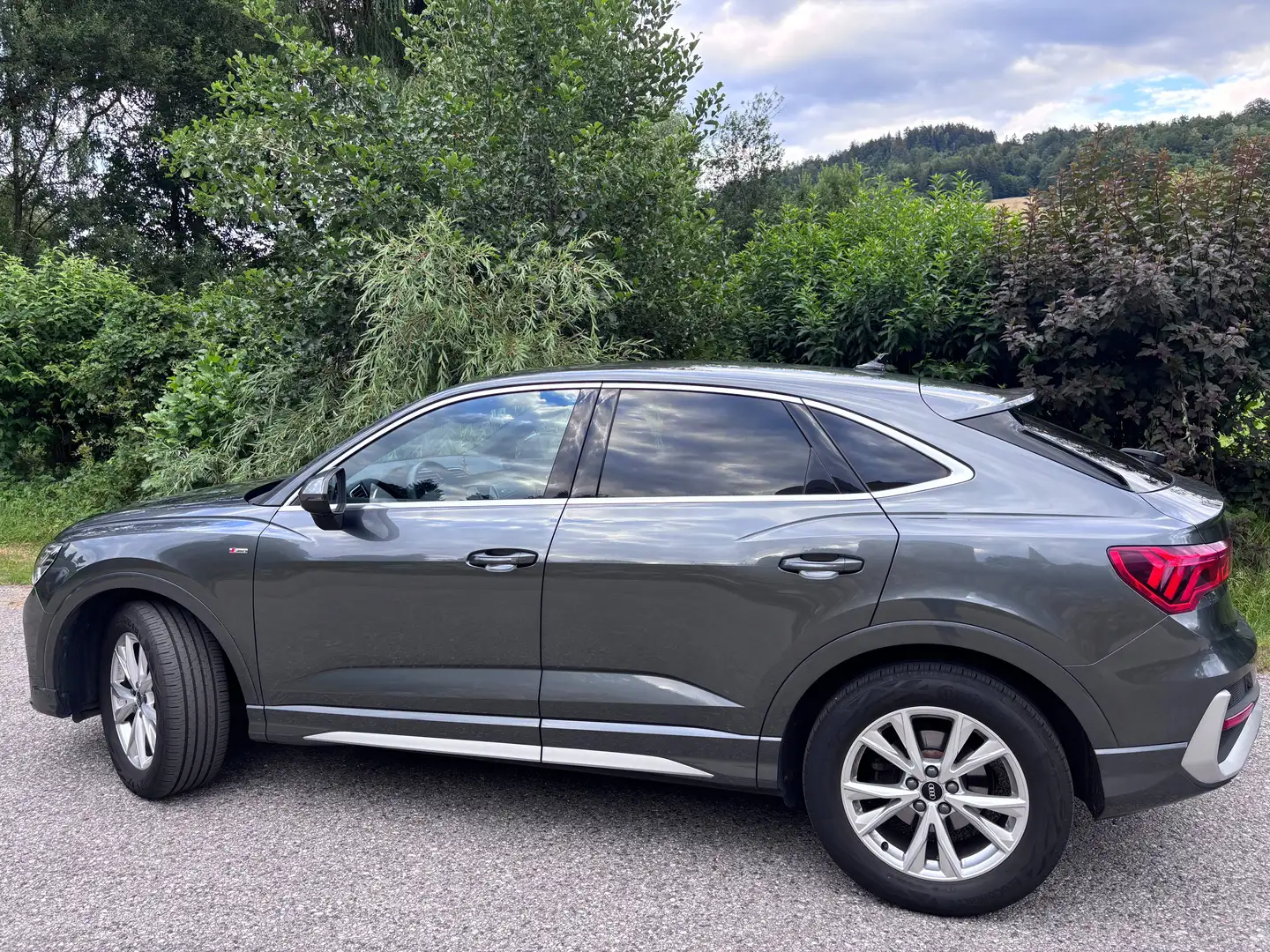 Audi Q3 Q3 Sportback 35 TFSI S-line S-line Grau - 2