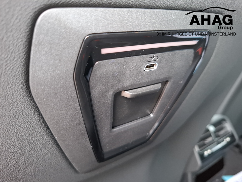 BMW 550 e xDrive M Sportpaket Pro — photo 14