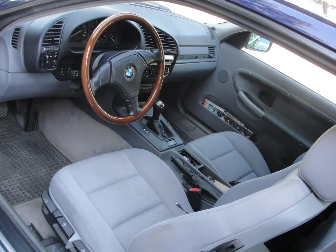 BMW 320i Coupe Europa c/2airbag, foto 3