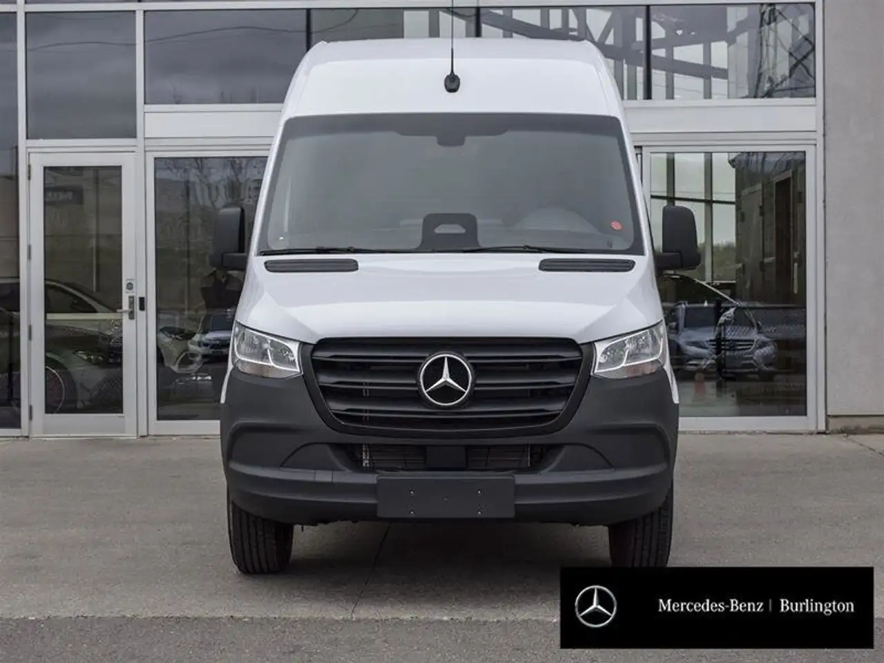 Mercedes-Benz Sprinter снимка Mercedes-Benz Sprinter