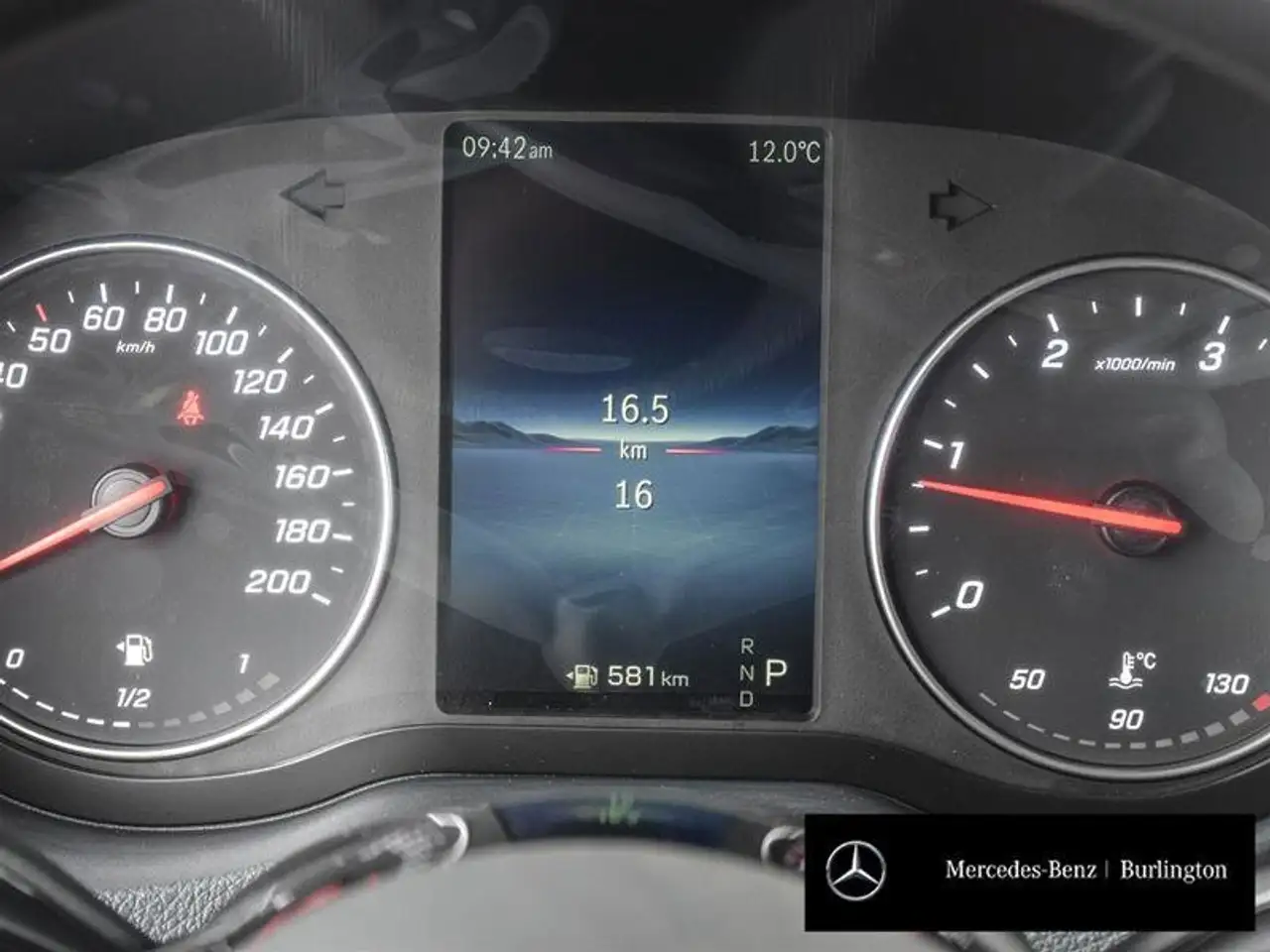 Mercedes-Benz Sprinter снимка Mercedes-Benz Sprinter
