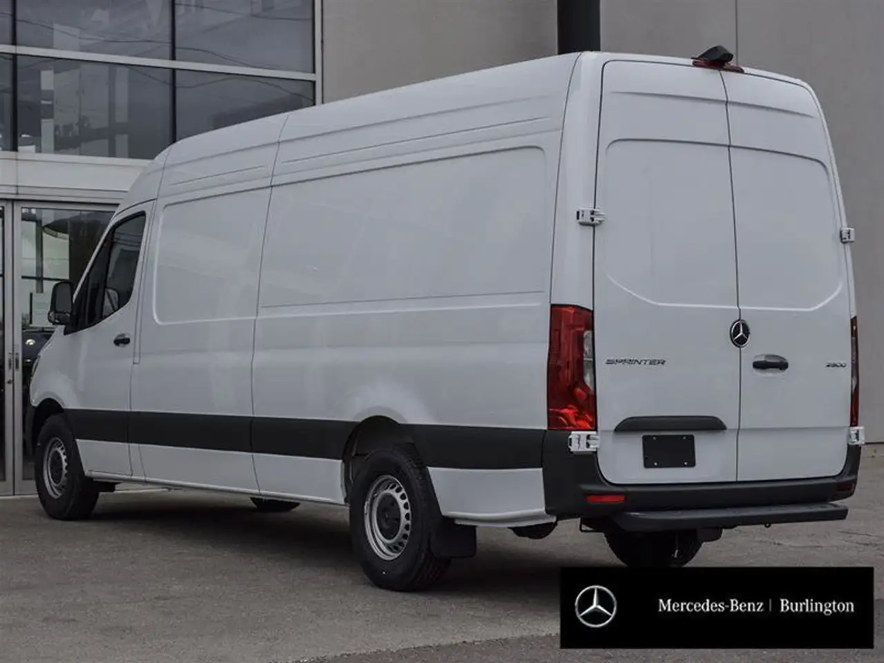 Mercedes-Benz Sprinter снимка Mercedes-Benz Sprinter