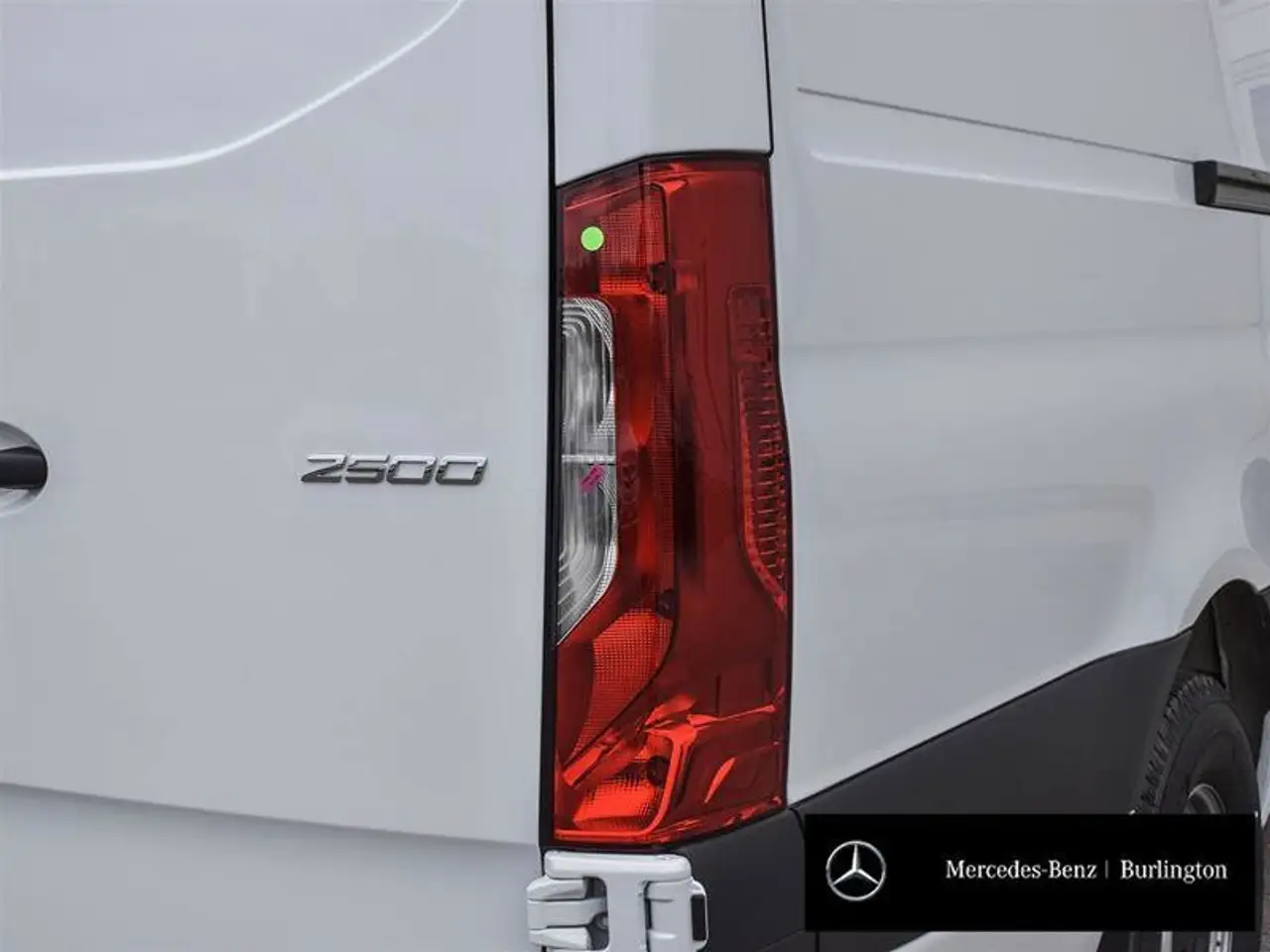 Mercedes-Benz Sprinter снимка Mercedes-Benz Sprinter