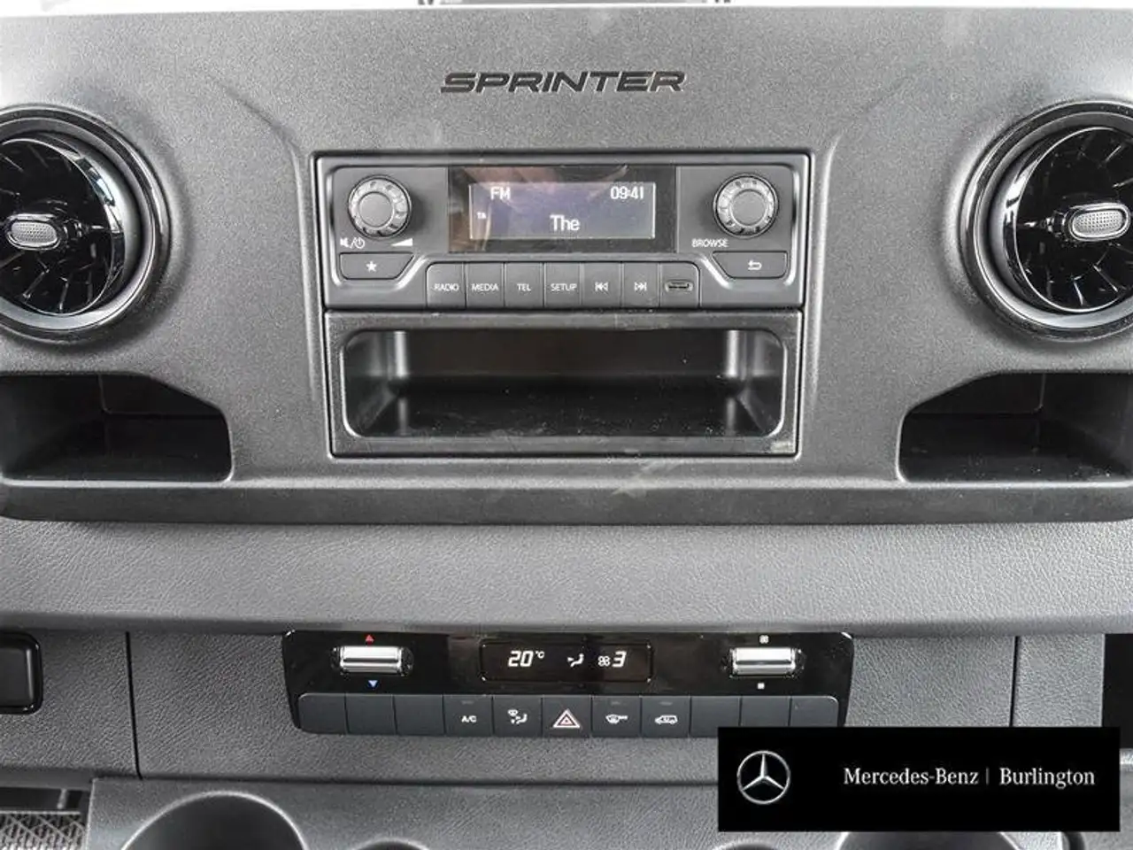 Mercedes-Benz Sprinter снимка Mercedes-Benz Sprinter