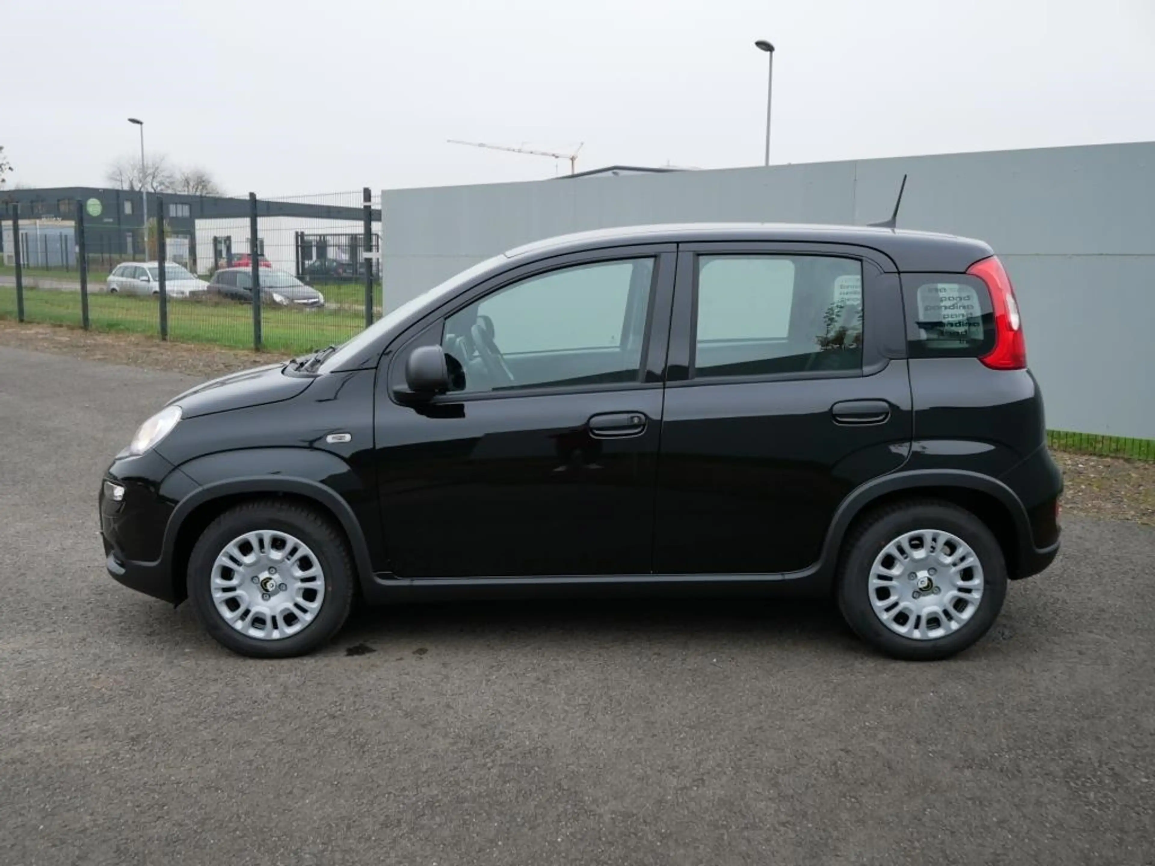 Fiat Panda HYBRID 1.0 GSE 70PS PDC CITY PAKET RADIO — photo 6
