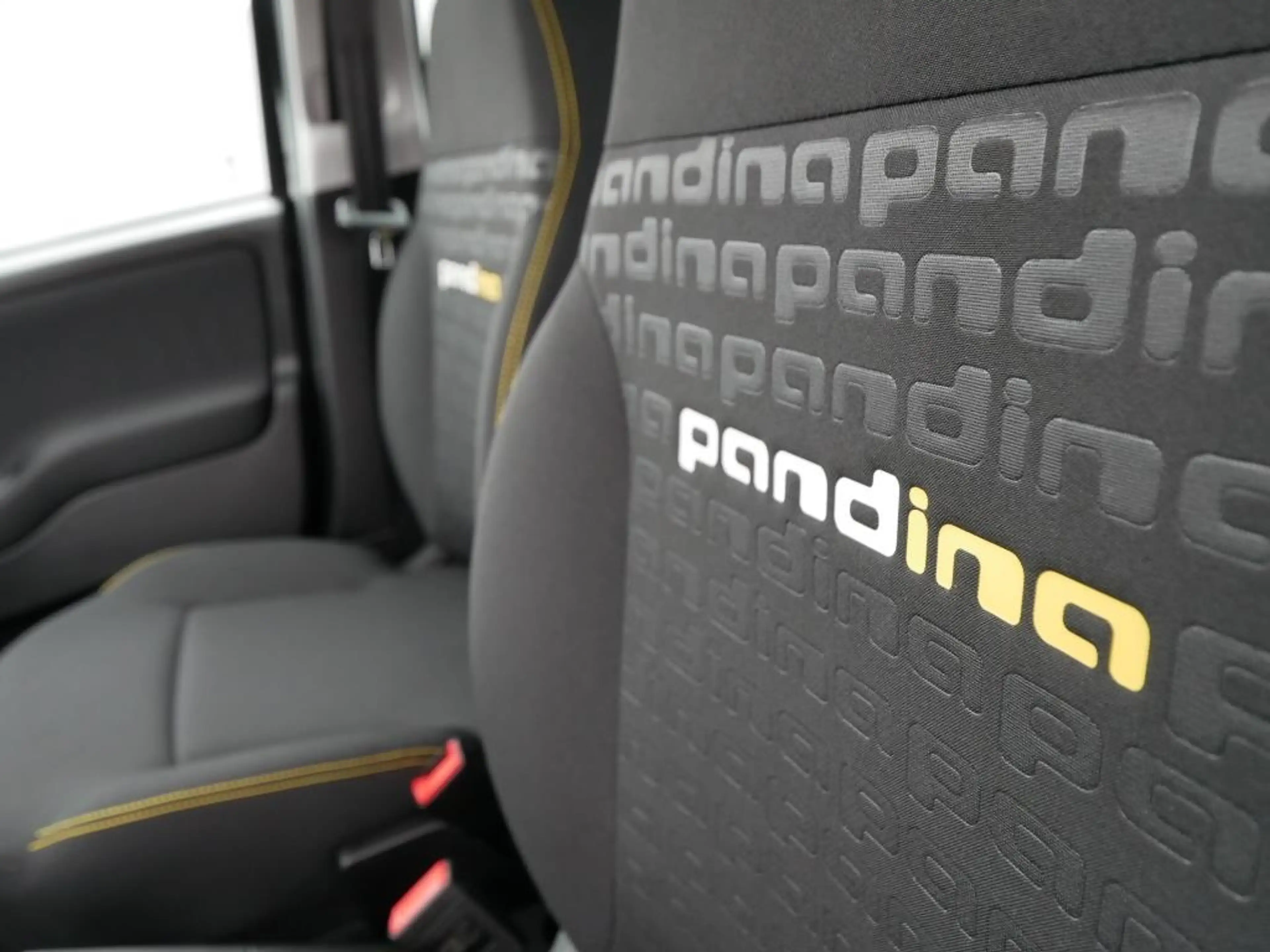 Fiat Panda HYBRID 1.0 GSE 70PS PDC CITY PAKET RADIO — photo 10