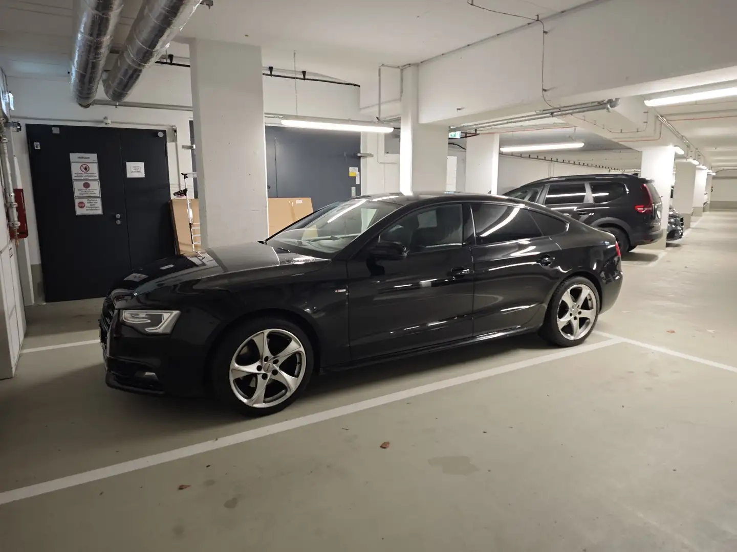 Audi A5 3.0 TDI quattro (180kW) Schwarz - 1